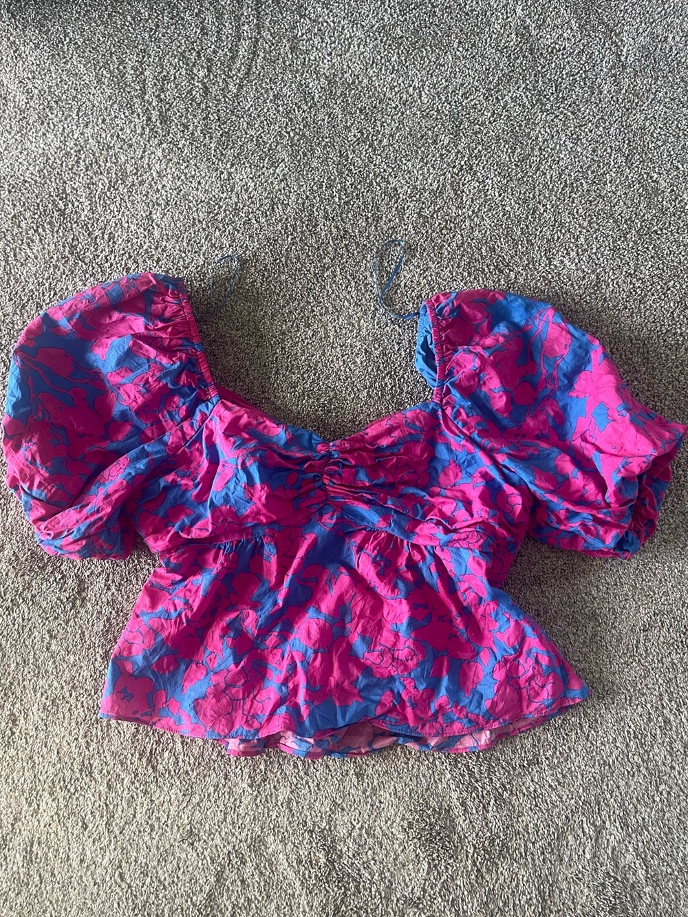 Free the Roses Pink and Blue Puff Sleeve Tie-Front Crop Top